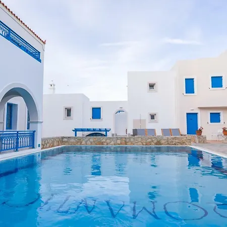 Romantica Aparthotel 3*