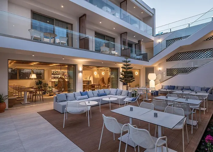 Apartahotel Romantica 3*