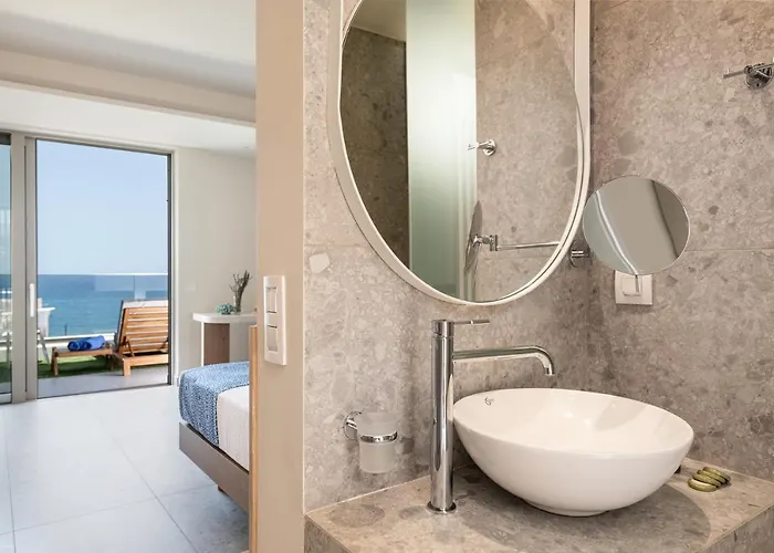 Romantica 3* Agia Pelagia (Kythira)