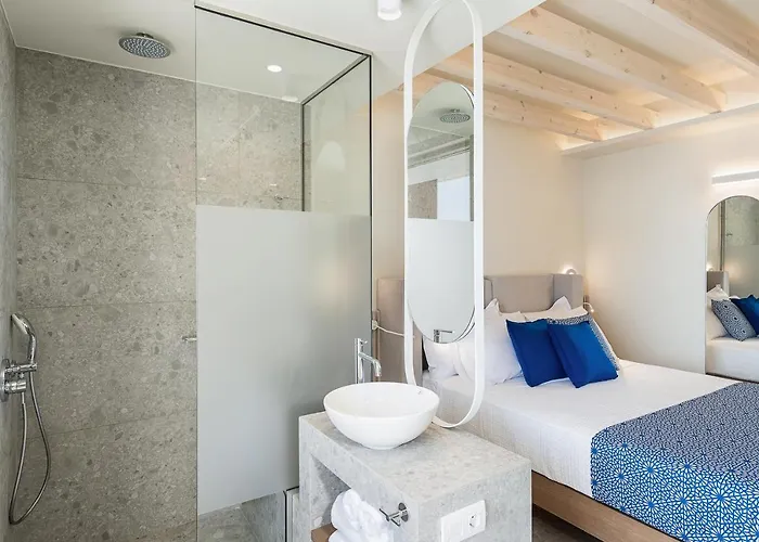 Romantica Apartahotel