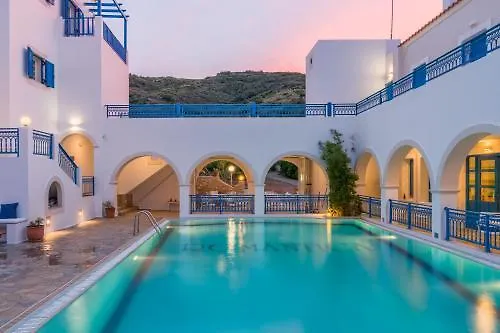 Romantica Apartahotel